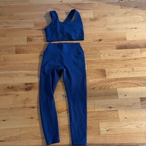 Stylish Women's Blue Leggings Set